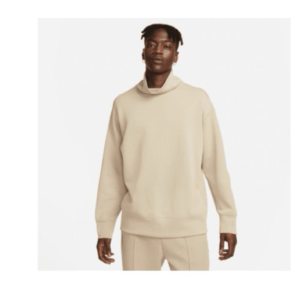 Nike Sportswear Tech Fleece Reimagined